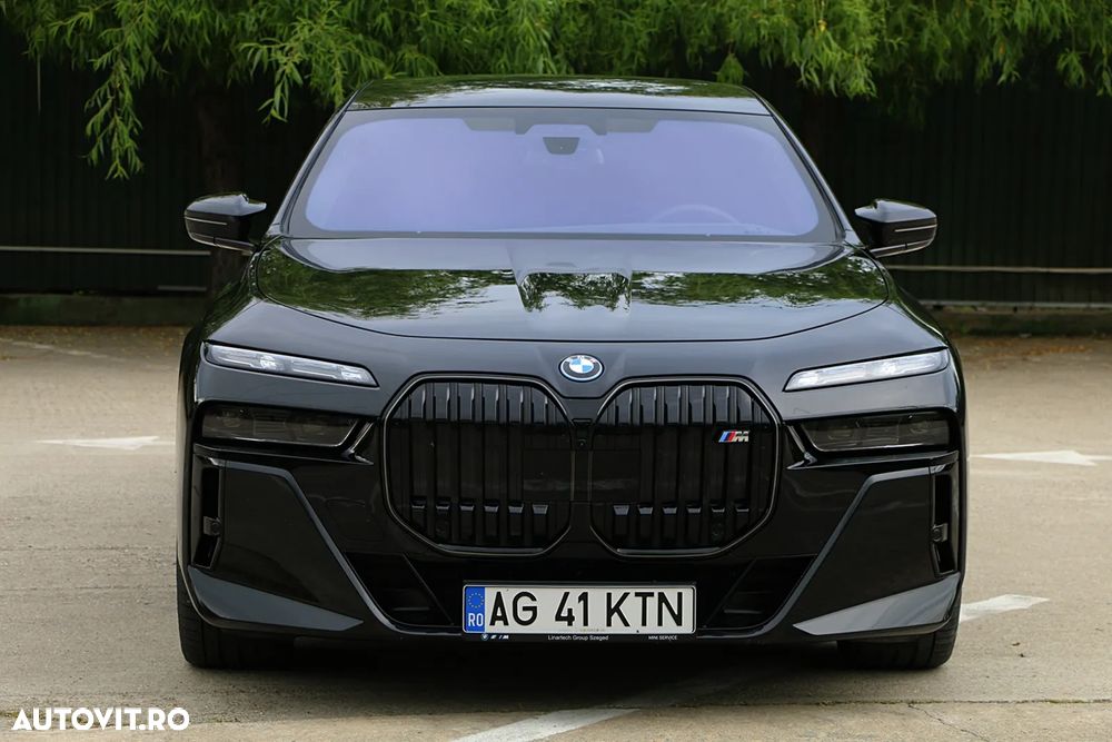 BMW M7 M760e xDrive AT PHEV - 21