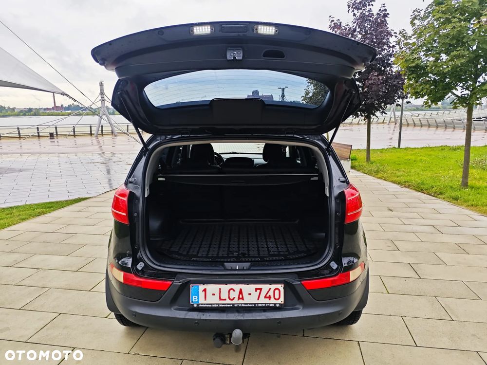 Kia Sportage 1.7 CRDI 2WD ISG Dream-Team Edition - 18