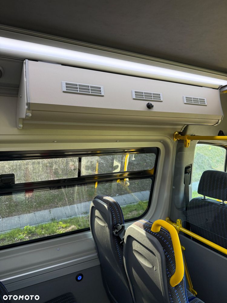Mercedes-Benz Sprinter 517 - 28