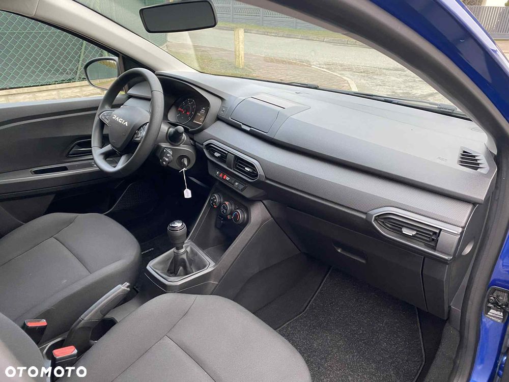 Dacia Sandero SCe 65 Essential - 12