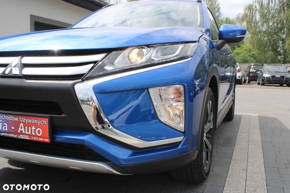 Mitsubishi Eclipse Cross - 12