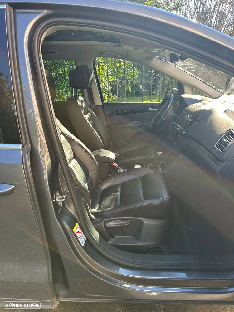 VW Sharan 2.0 TDI Blue Highline DSG - 2