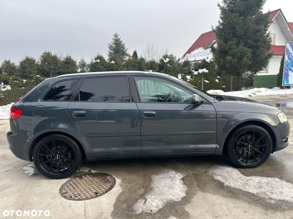 Audi A3 Sportback 2.0 TDI DPF Ambiente - 3