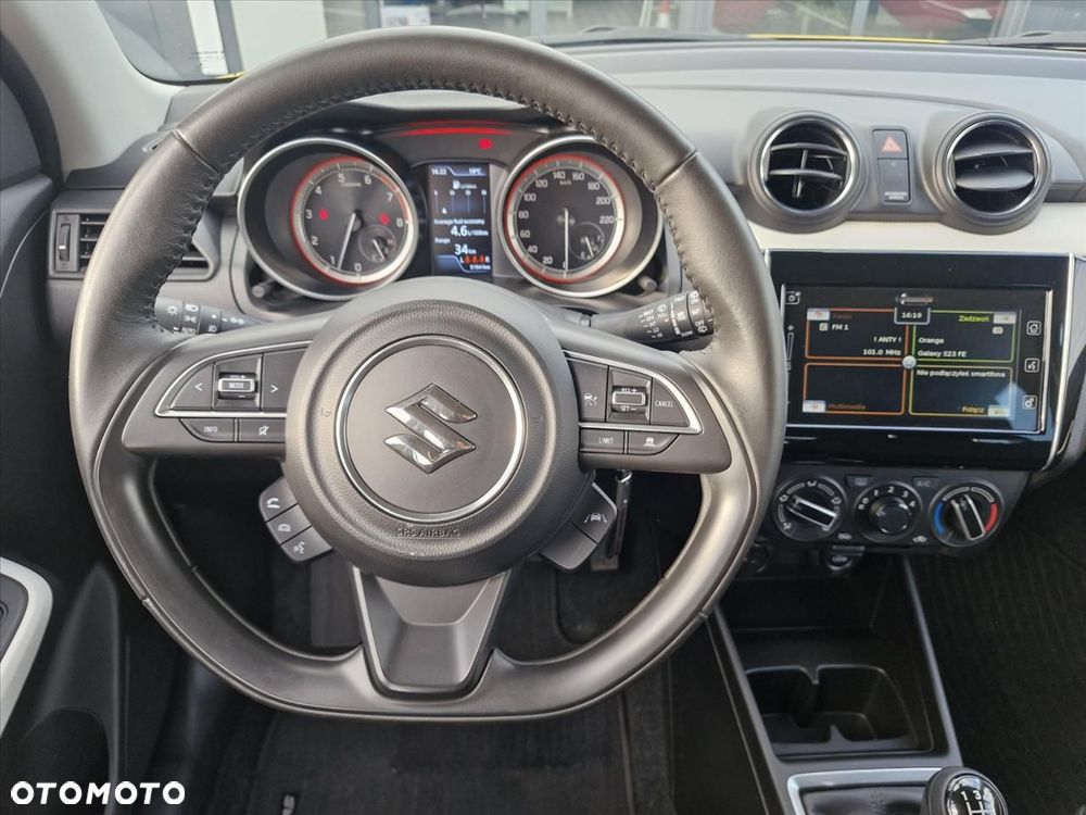 Suzuki Swift 1.2 Dualjet SHVS Premium Plus - 10