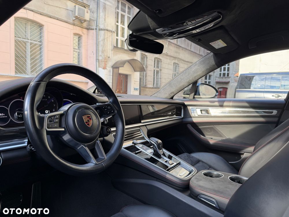 Porsche Panamera - 6