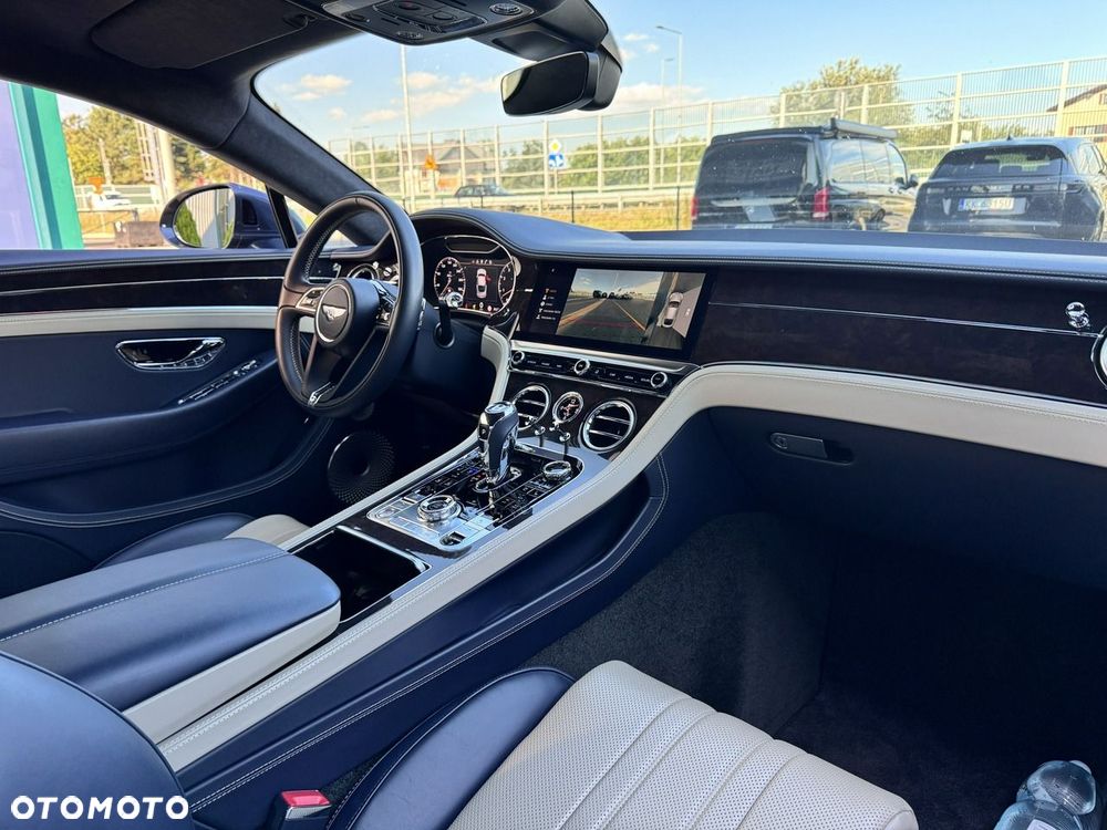 Bentley Continental GT V8 - 20