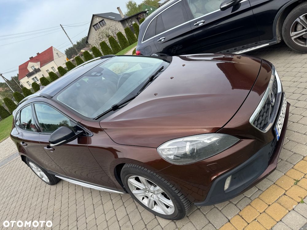 Volvo V40 Cross Country - 15