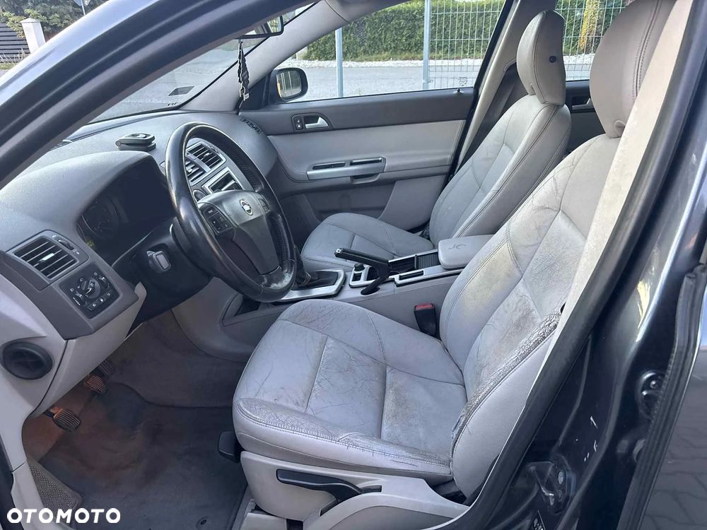 Volvo V50 - 10