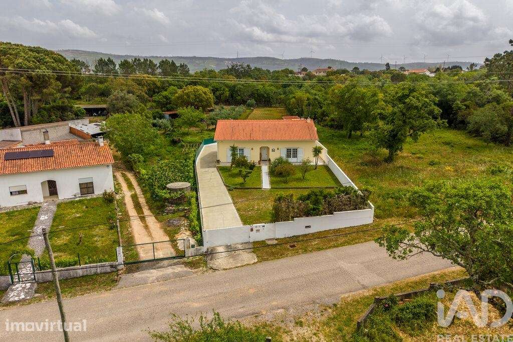 Moradia térrea T3 em Aljubarrota de 135 m2 - Grande imagem: 2/40