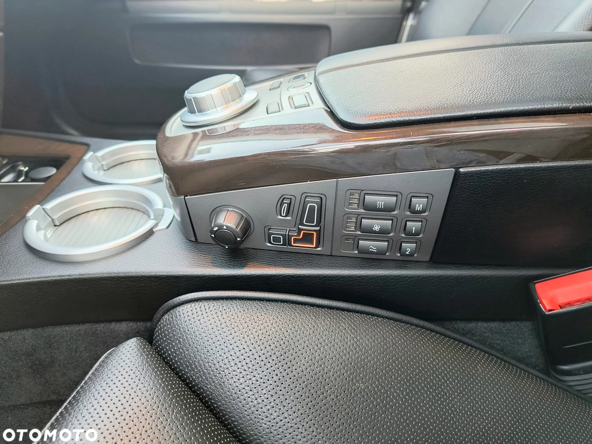 BMW Seria 7 740i - 30