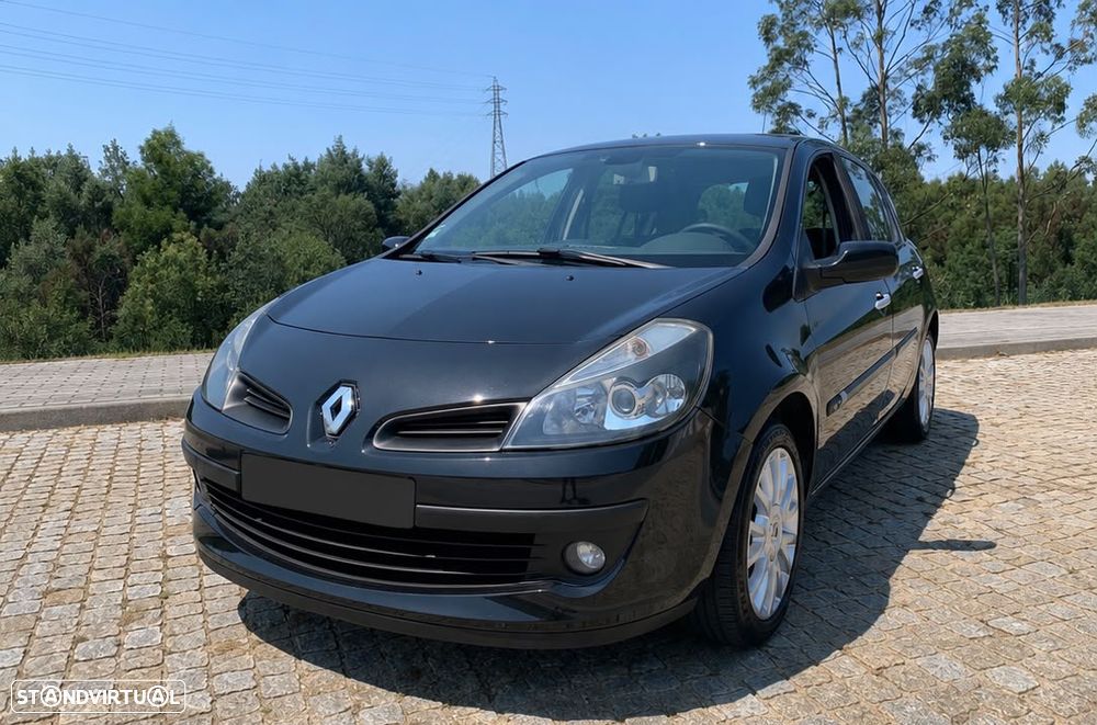 Renault Clio 1.5 dCi Dynamique Luxe - 1