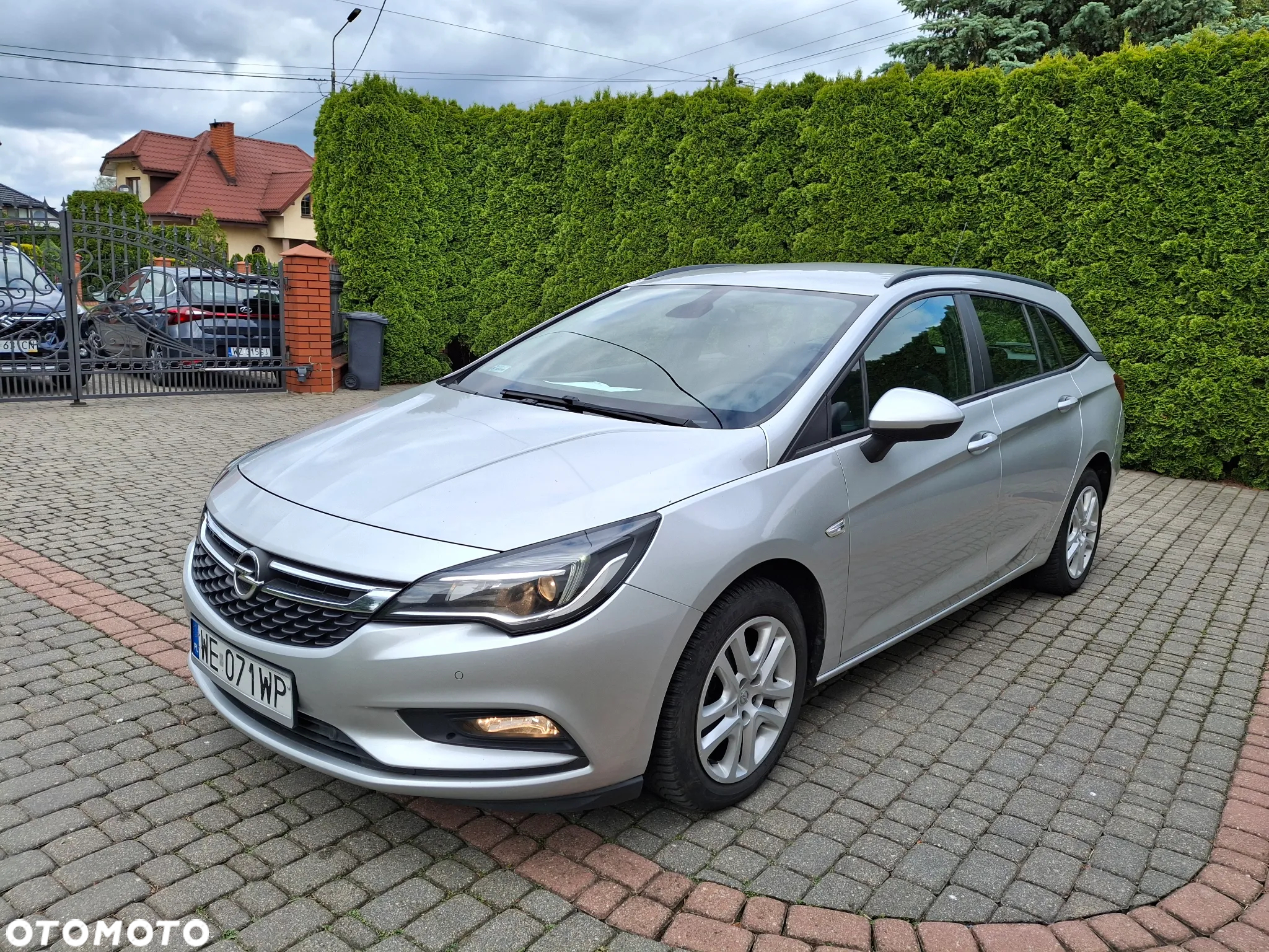 Opel Astra V 1.6 CDTI Elite S&S - 3