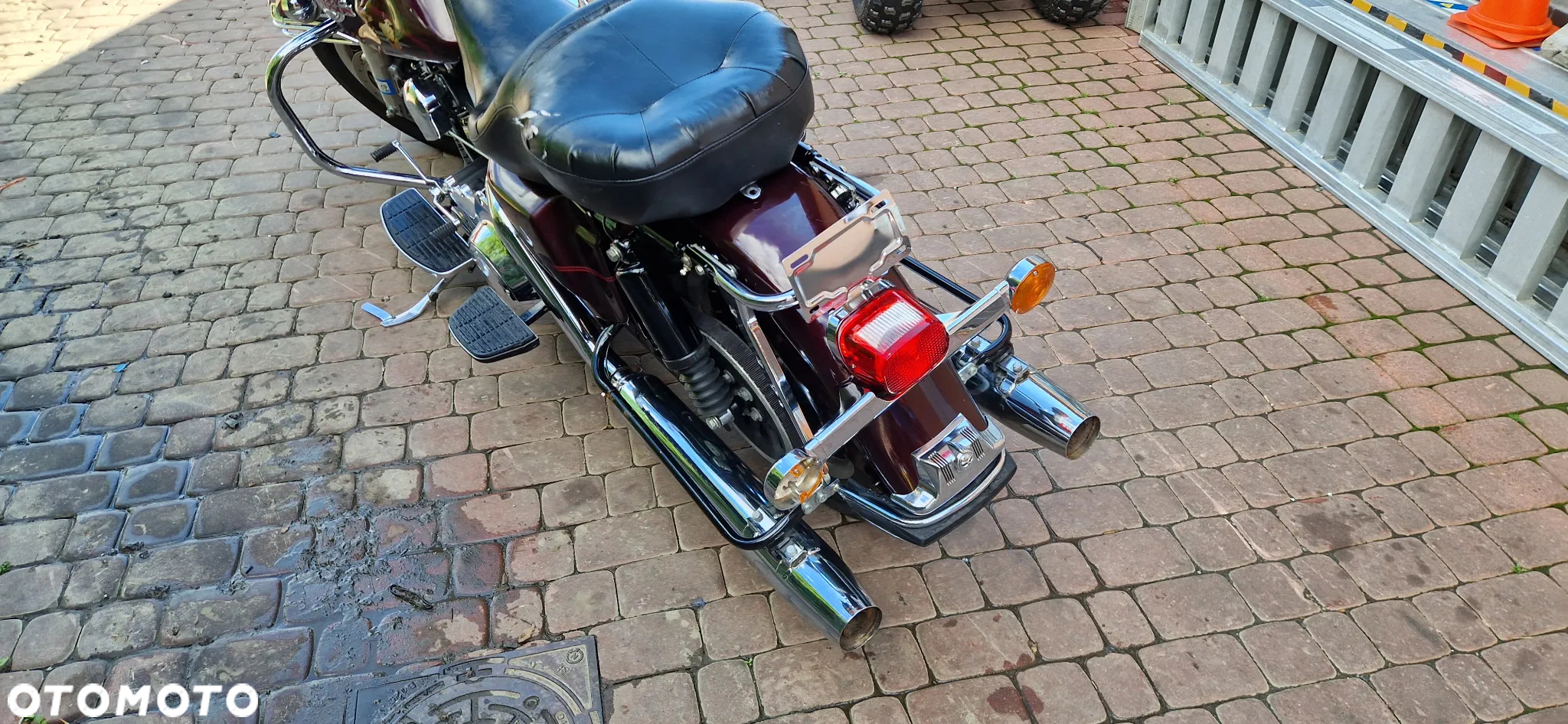 Harley-Davidson FLH Electra Glide - 7