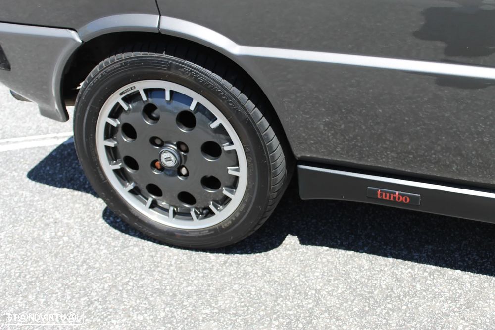 Lancia Delta 1.6 HF Turbo - 18