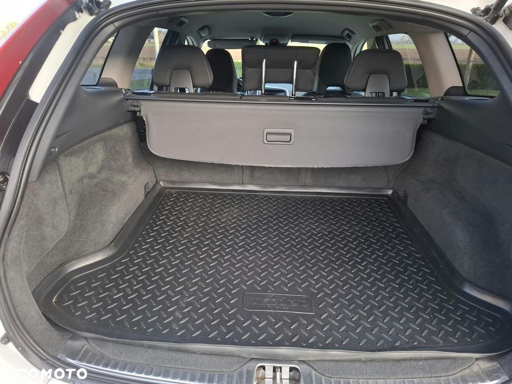 Volvo XC 60 - 16