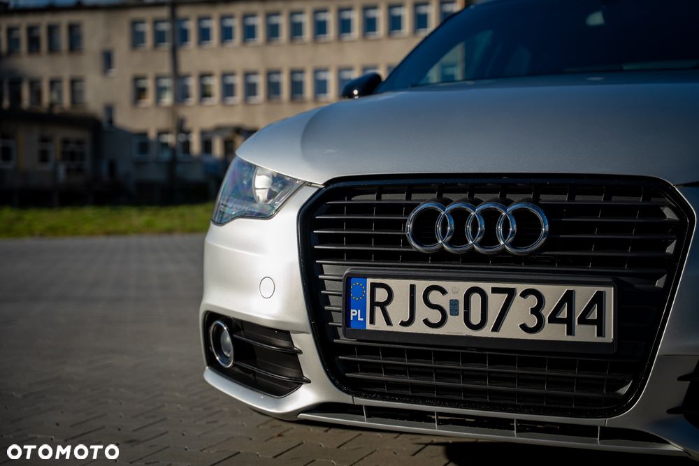 Audi A1 Sportback 1.6 TDI Ambition S tronic - 9
