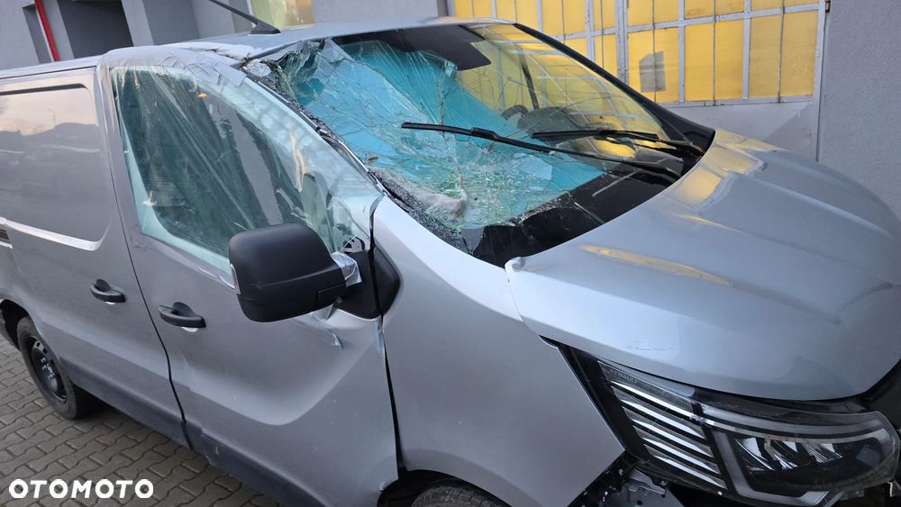 Renault Trafic - 17