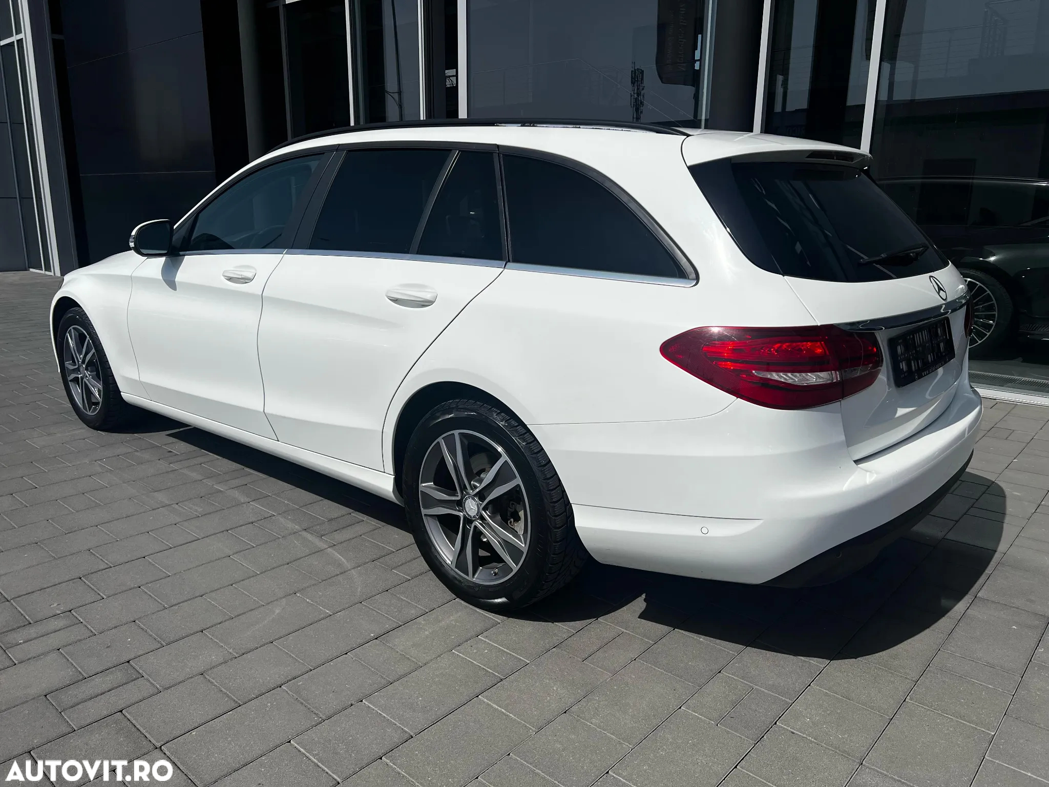 Mercedes-Benz C - 3