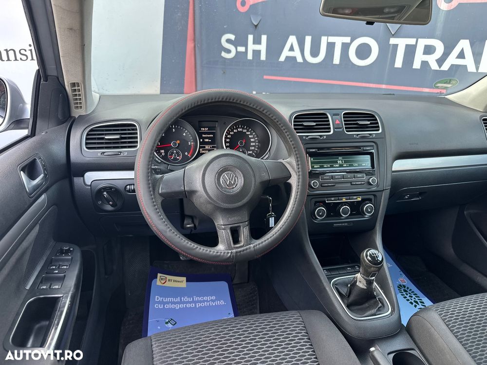 Volkswagen Golf 1.6 TDI BlueMotion Technology DPF Highline - 11