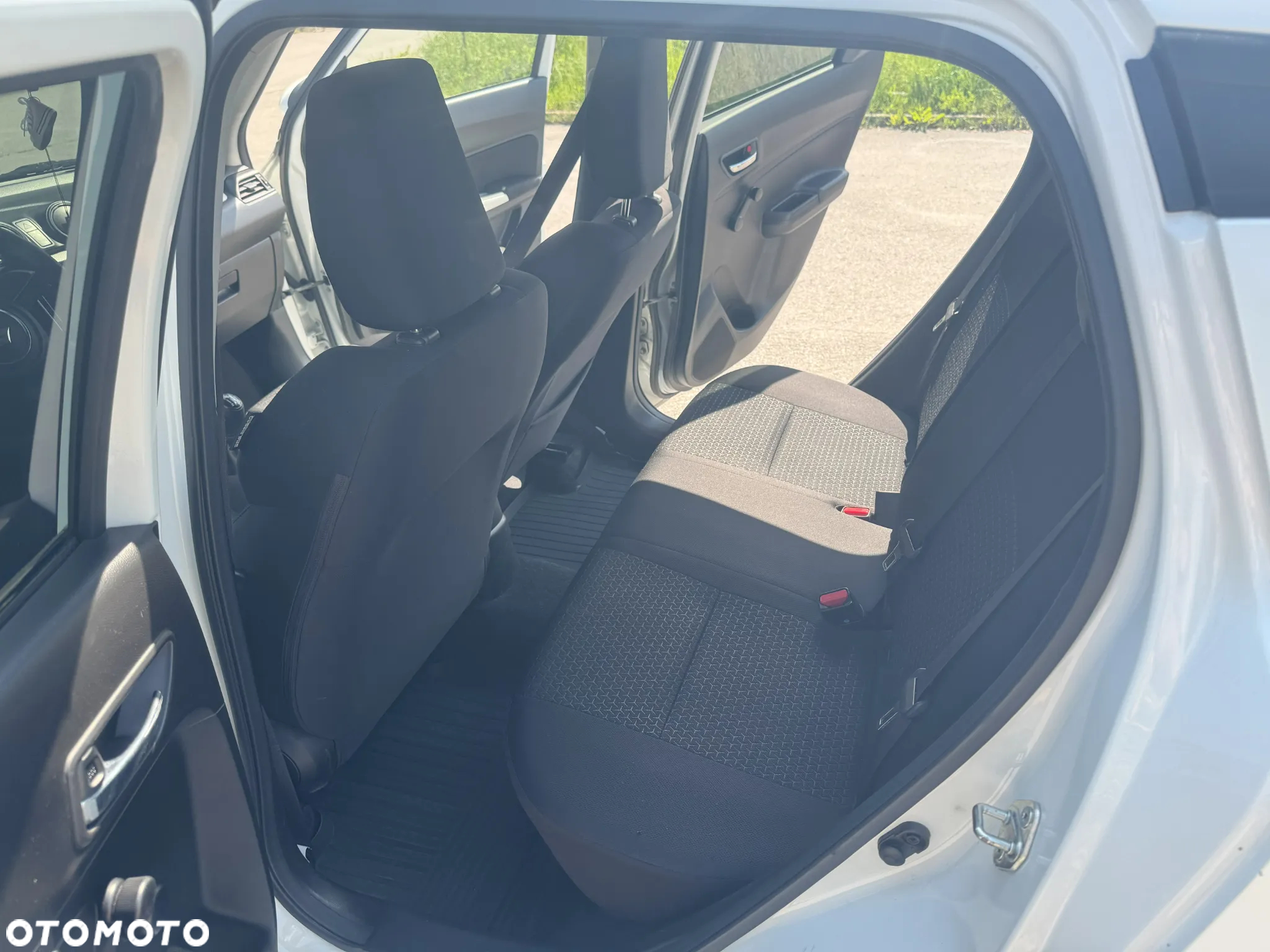 Suzuki Swift - 7