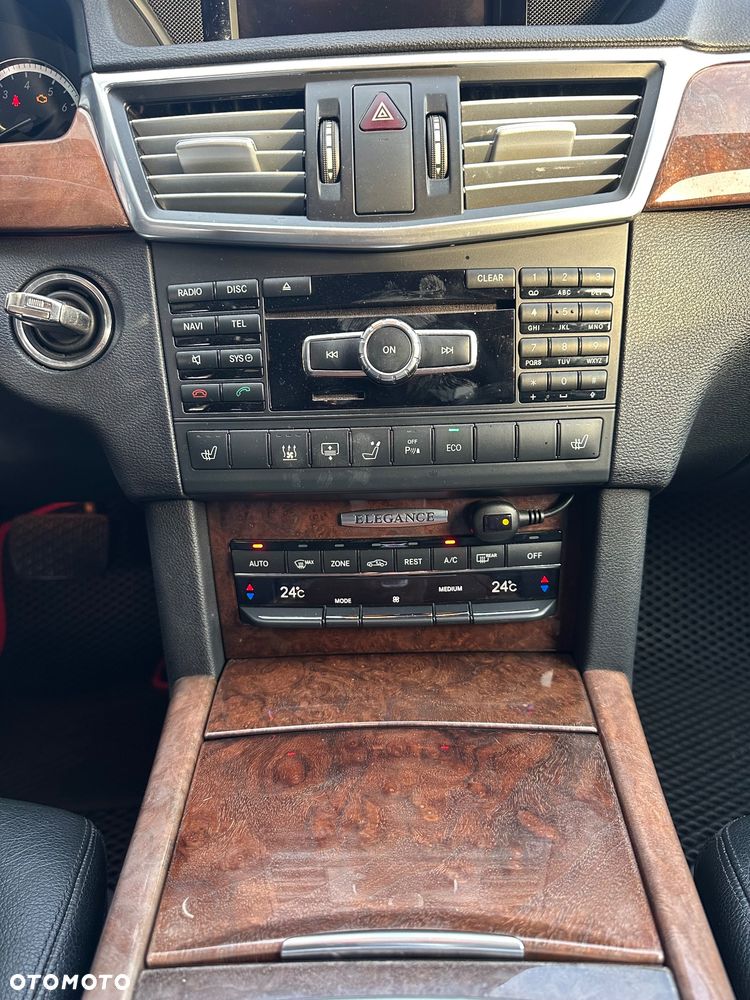 Mercedes-Benz Klasa E 250 CGI BlueEFFICIENCY 7G-TRONIC Elegance - 5
