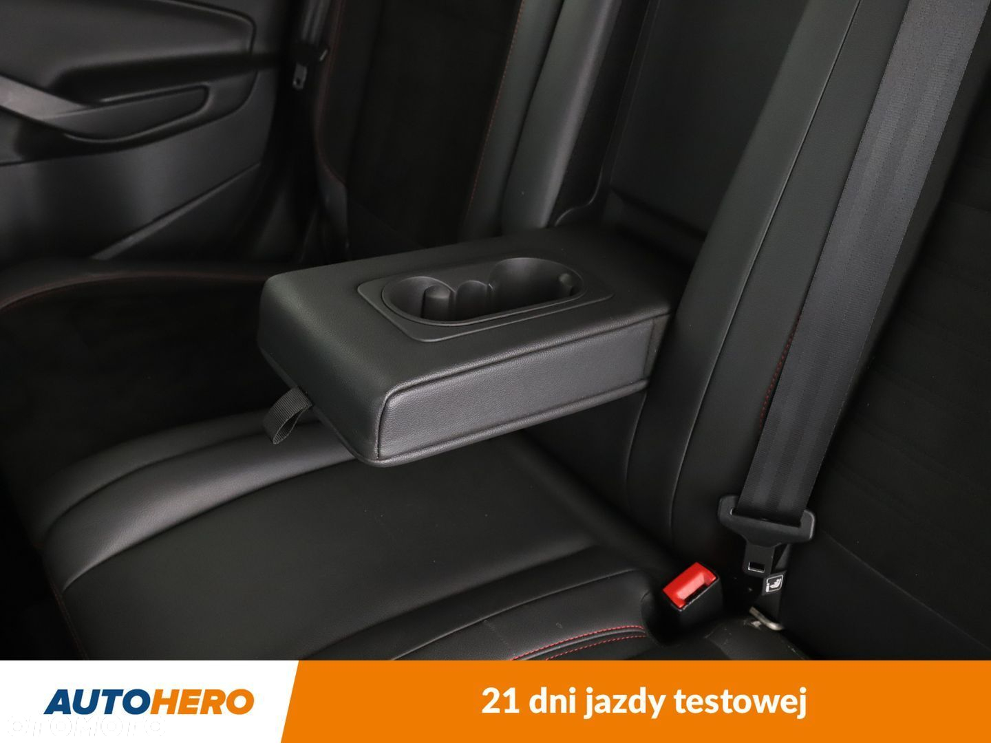 Ford Kuga - 31