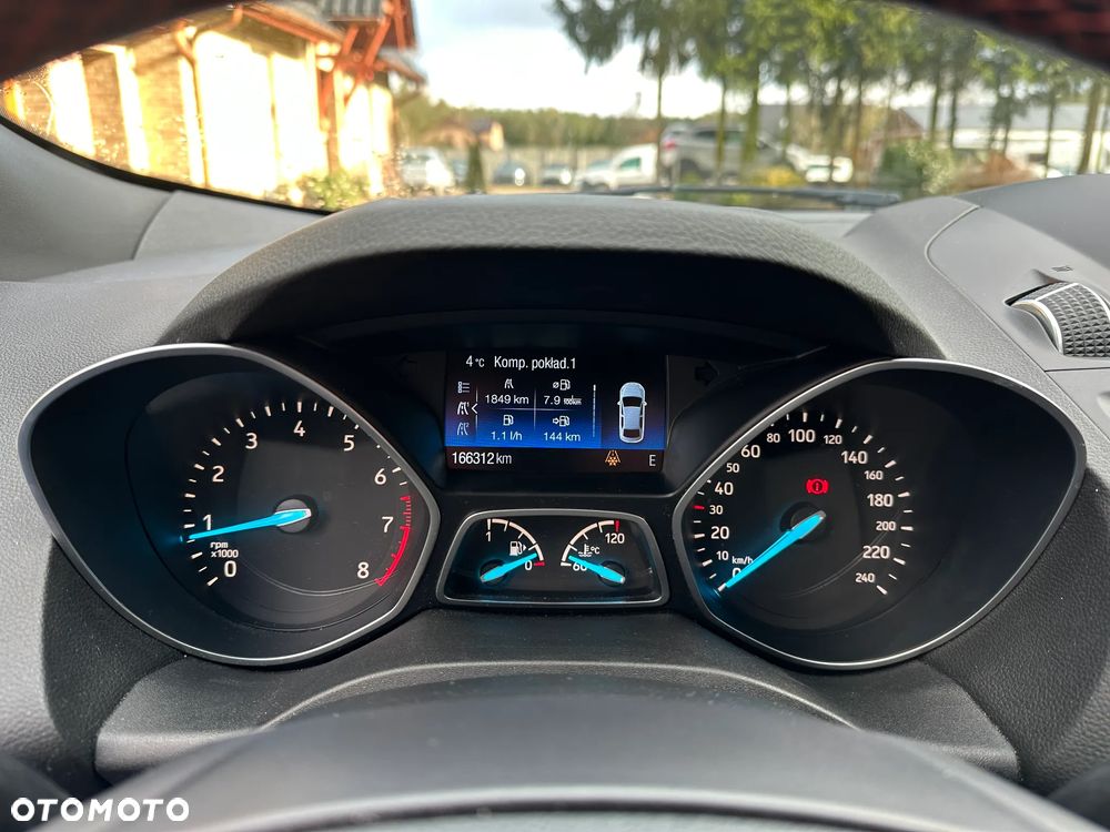 Ford Kuga 1.5 EcoBoost 2x4 ST-Line - 18