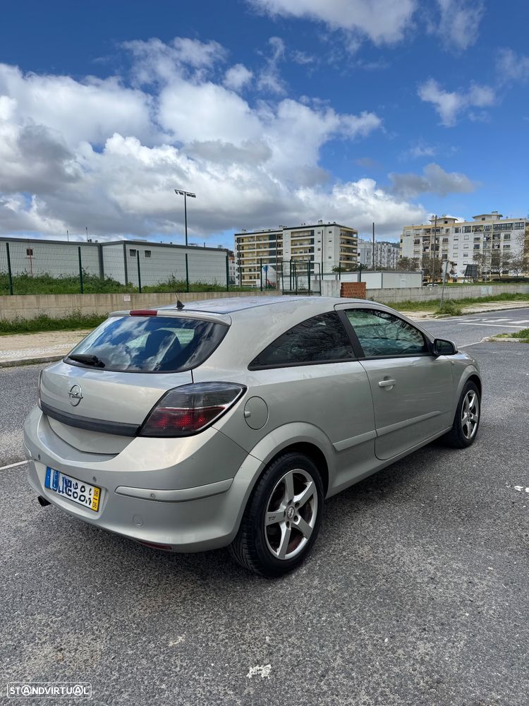 Opel Astra GTC 1.3 CDTI - 2