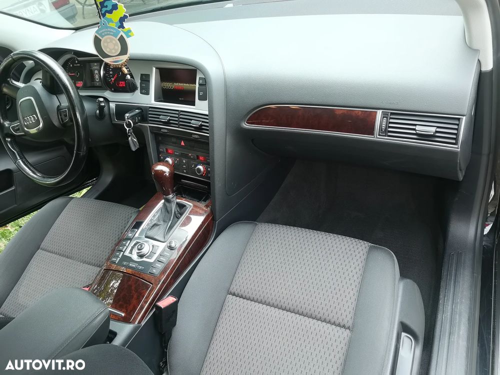Audi A6 Avant - 19
