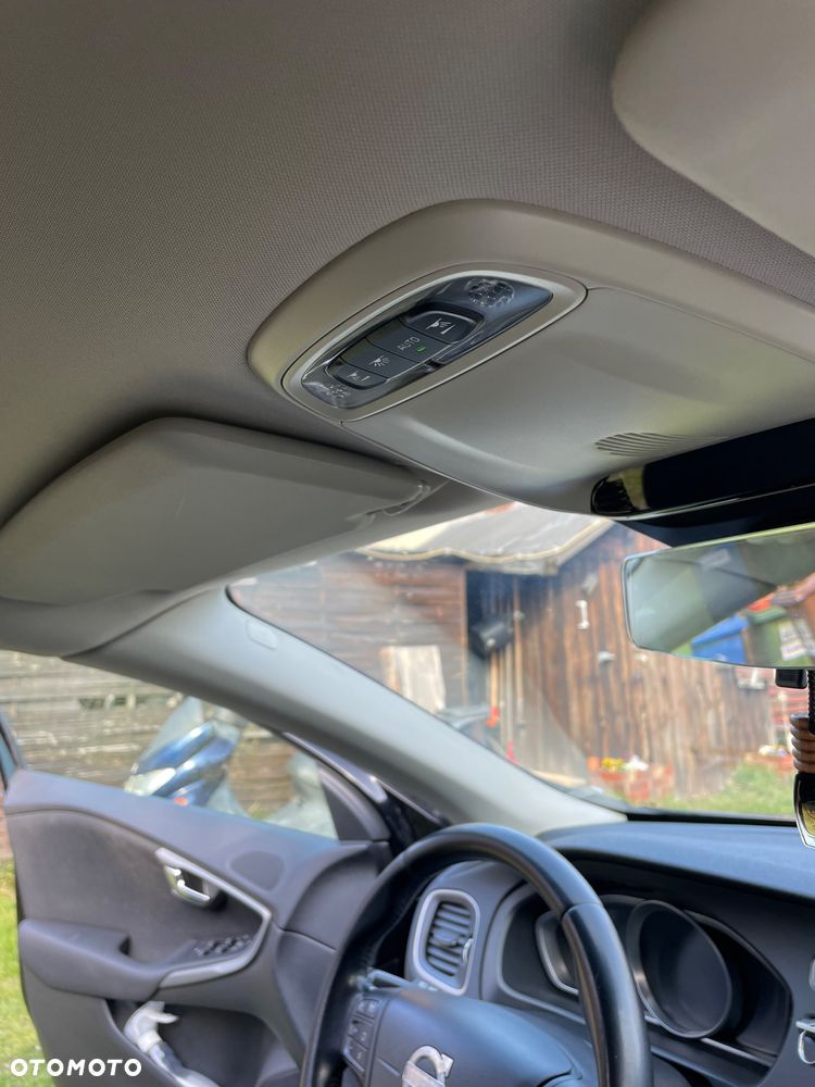 Volvo V40 D2 Kinetic - 7