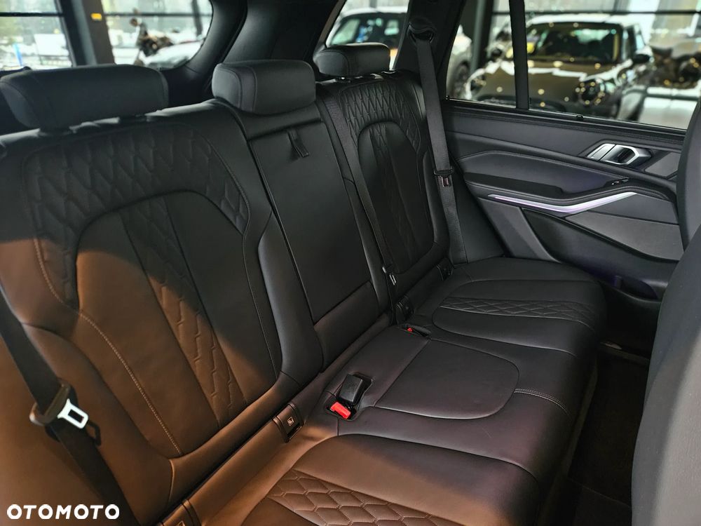 BMW X5 xDrive25d - 38