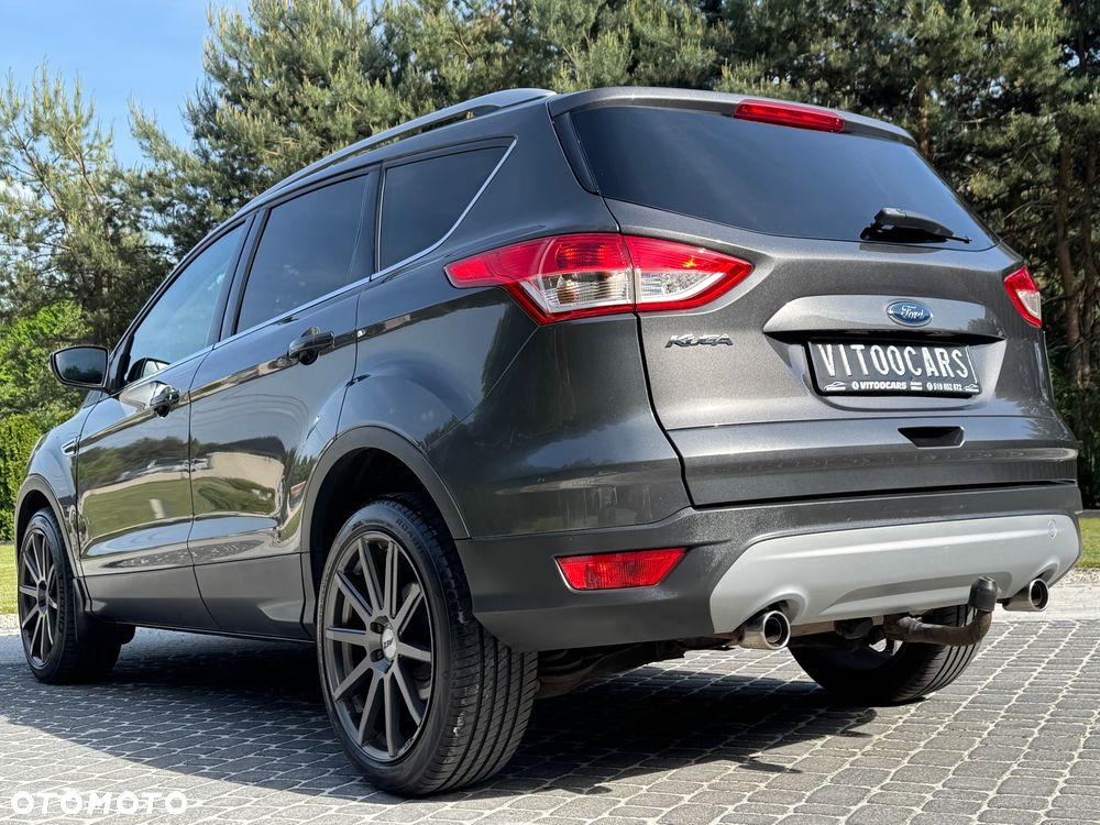 Ford Kuga 2.0 TDCi 2x4 Titanium - 12