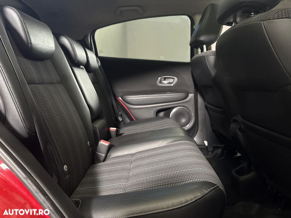 Honda HR-V 1.5 i-VTEC CVT Elegance - 13