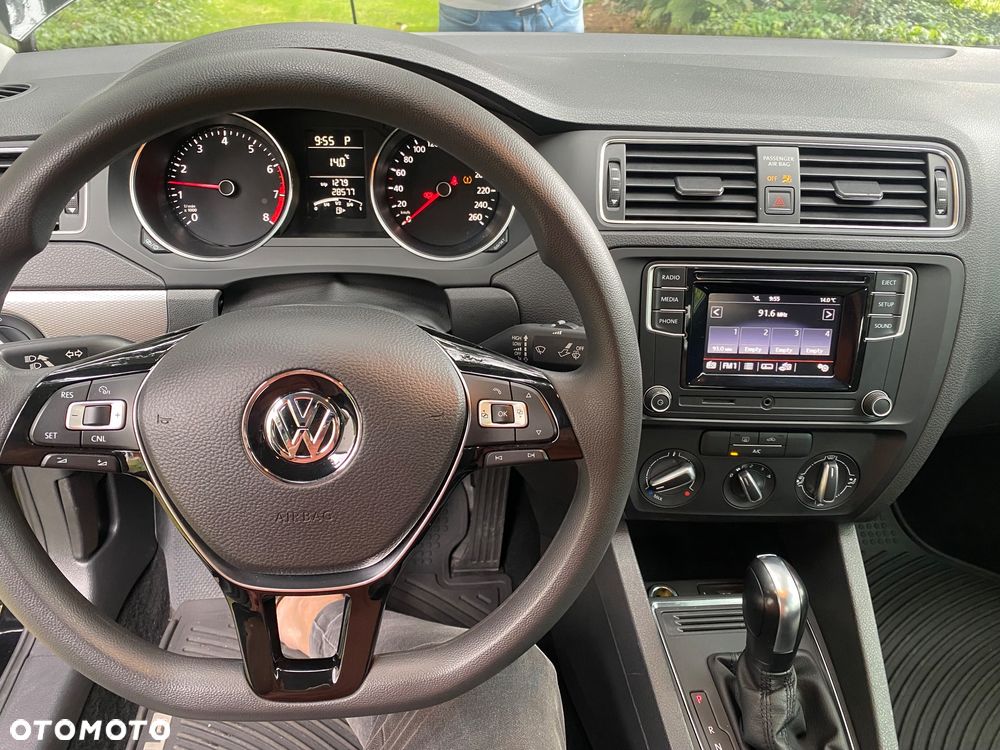 Volkswagen Jetta 1.4 TSI BMT Highline DSG - 5