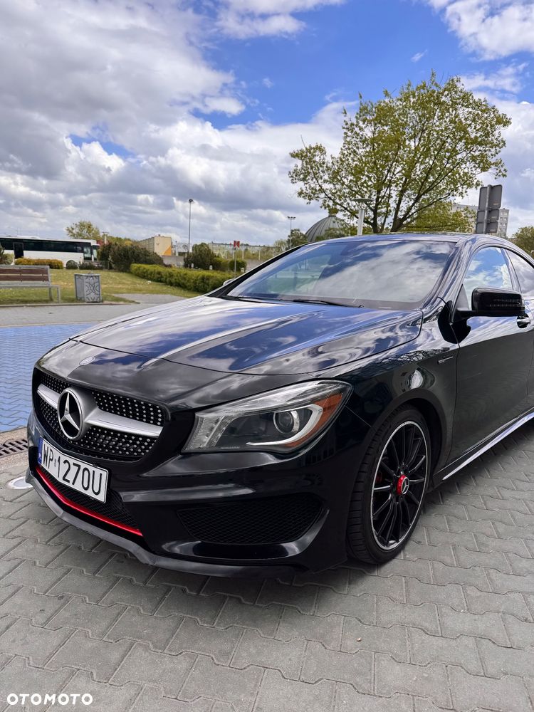 Mercedes-Benz CLA 250 4Matic 7G-DCT AMG Line - 2