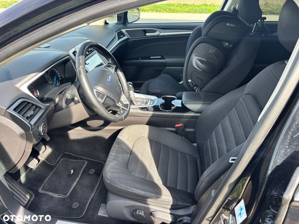 Ford Mondeo - 10