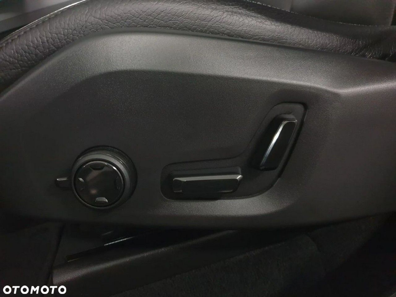 Volvo XC 60 D4 AWD Inscription - 29