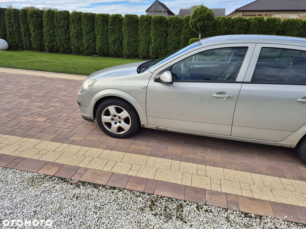 Opel Astra 2005 photo 3