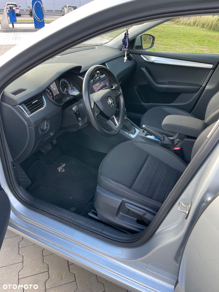 Skoda Octavia 2.0 TDI SCR 4x4 Ambition DSG - 7