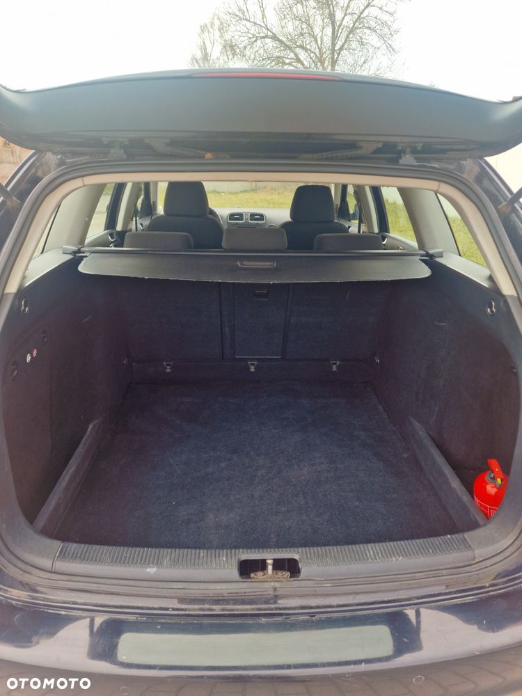 Volkswagen Golf 1.6 TDI DPF Comfortline - 14