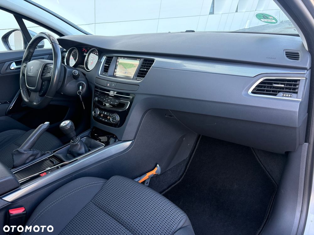 Peugeot 508 BlueHDi 120 Stop&Start Business-Line - 26