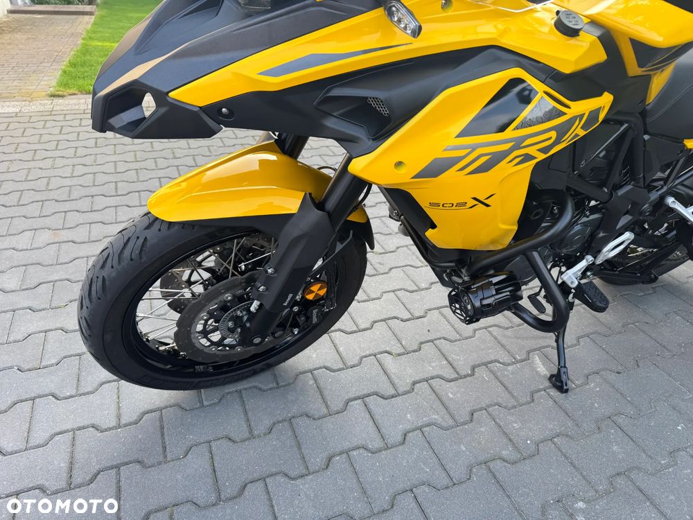 Benelli TRK 502X - 12