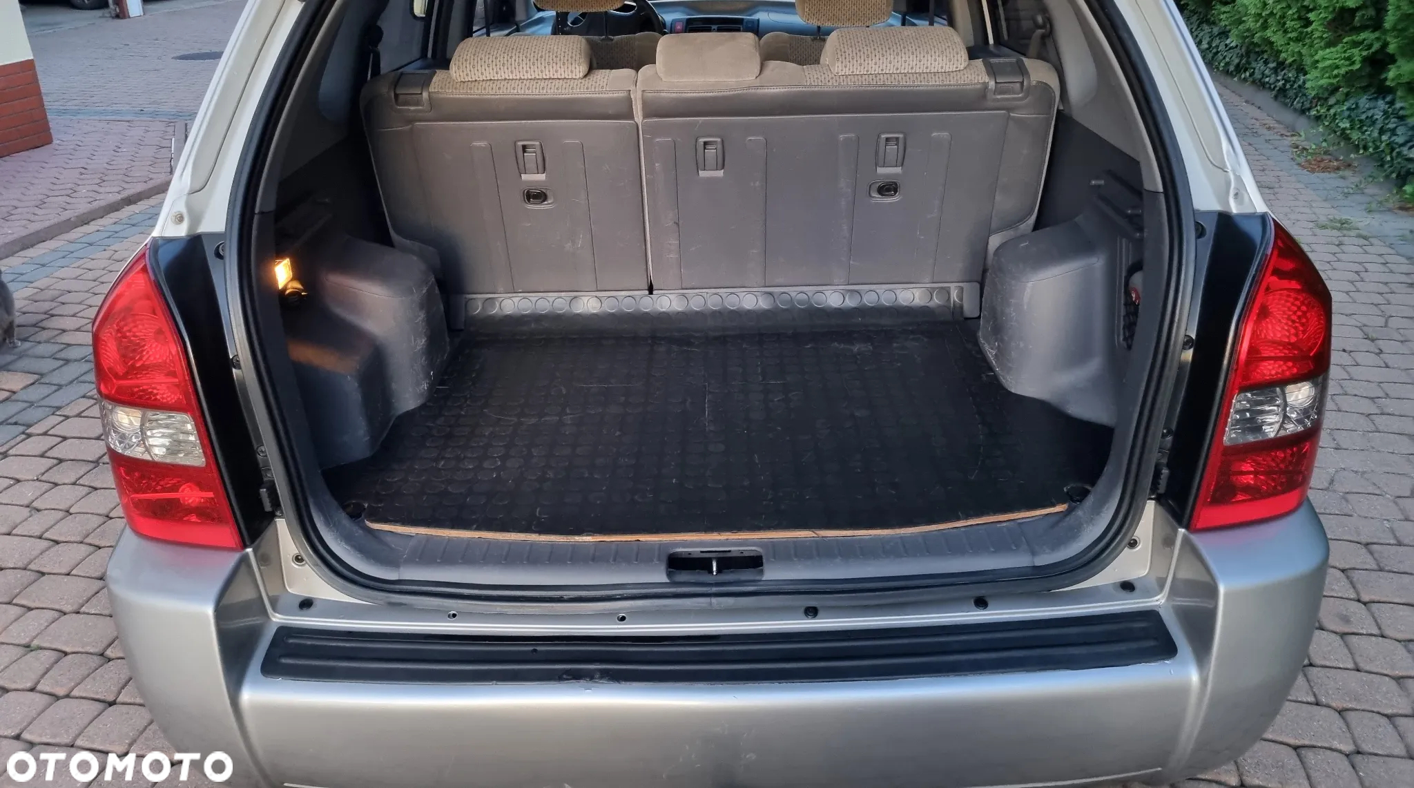 Hyundai Tucson 2.0 CRDi Elegance - 11
