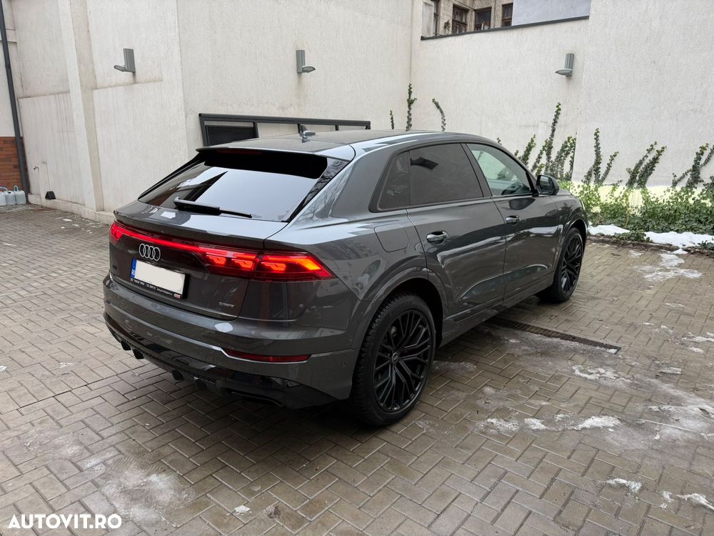 Audi Q8 55 TFSI e quattro Tiptronic PHEV - 2