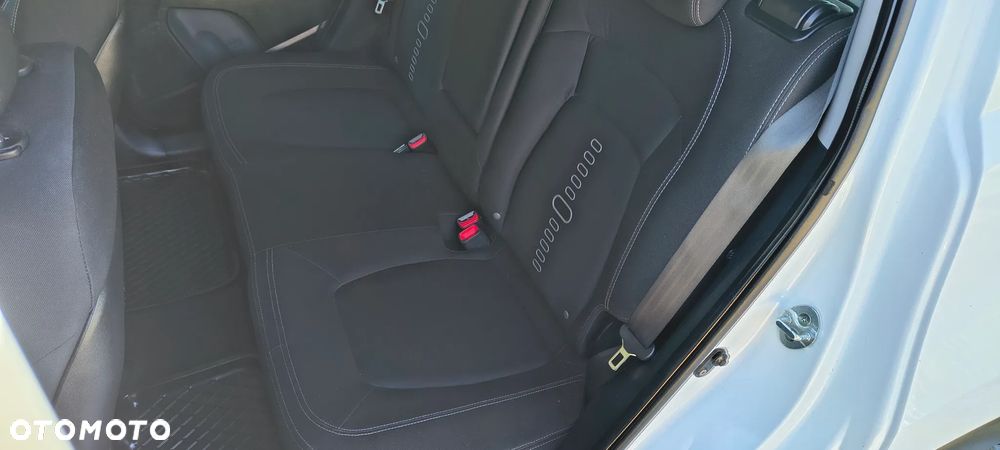 Kia Sportage - 16