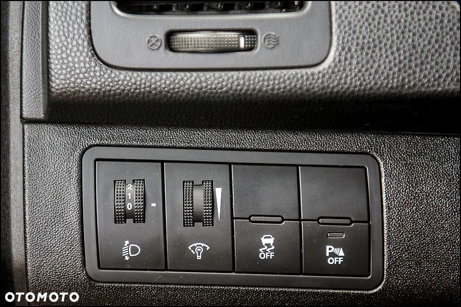 Kia Venga - 31