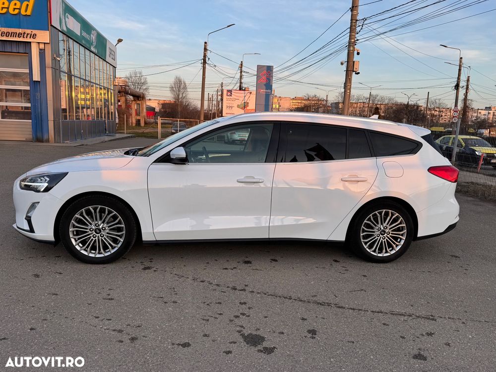 Ford Focus 1.5 EcoBlue Start-Stopp-System TITANIUM - 15