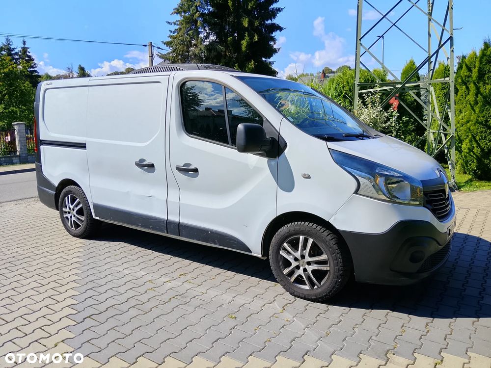 Renault Trafic - 16