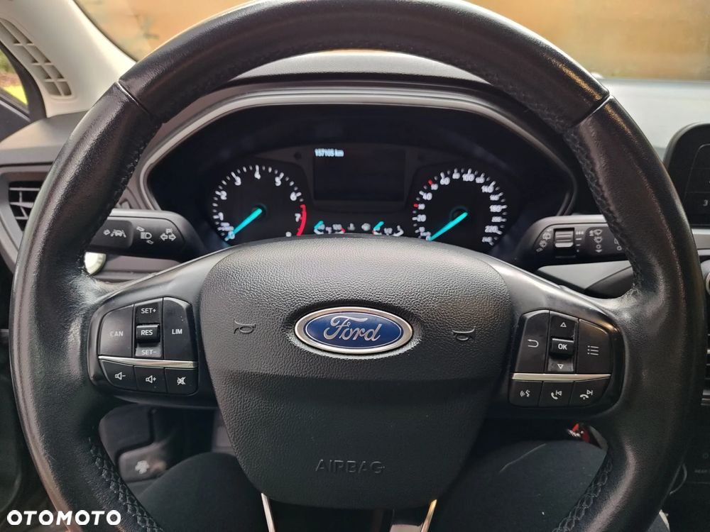 Ford Focus 1.0 EcoBoost Trend Edition Business - 11