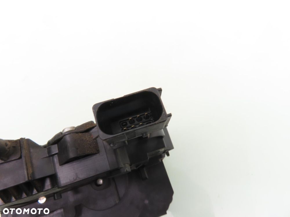 ZAMEK LEWY PRZEDNI FIAT GRANDE PUNTO (199_) 51797557 - 5